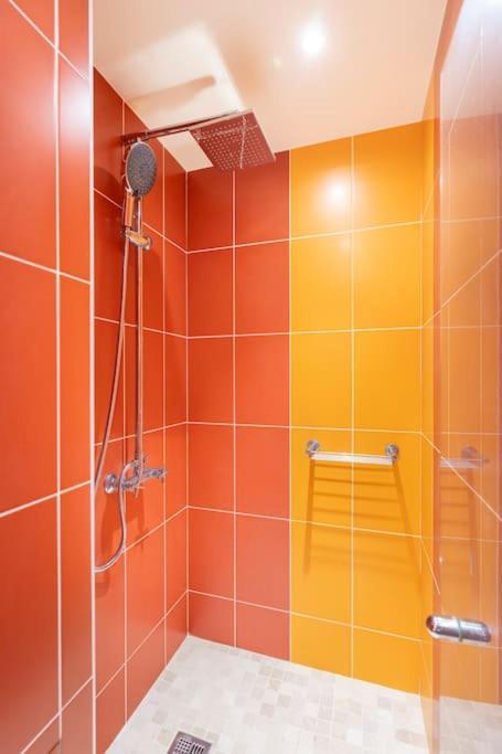 City Escape Apartment เลอบูร์เช ภายนอก รูปภาพ